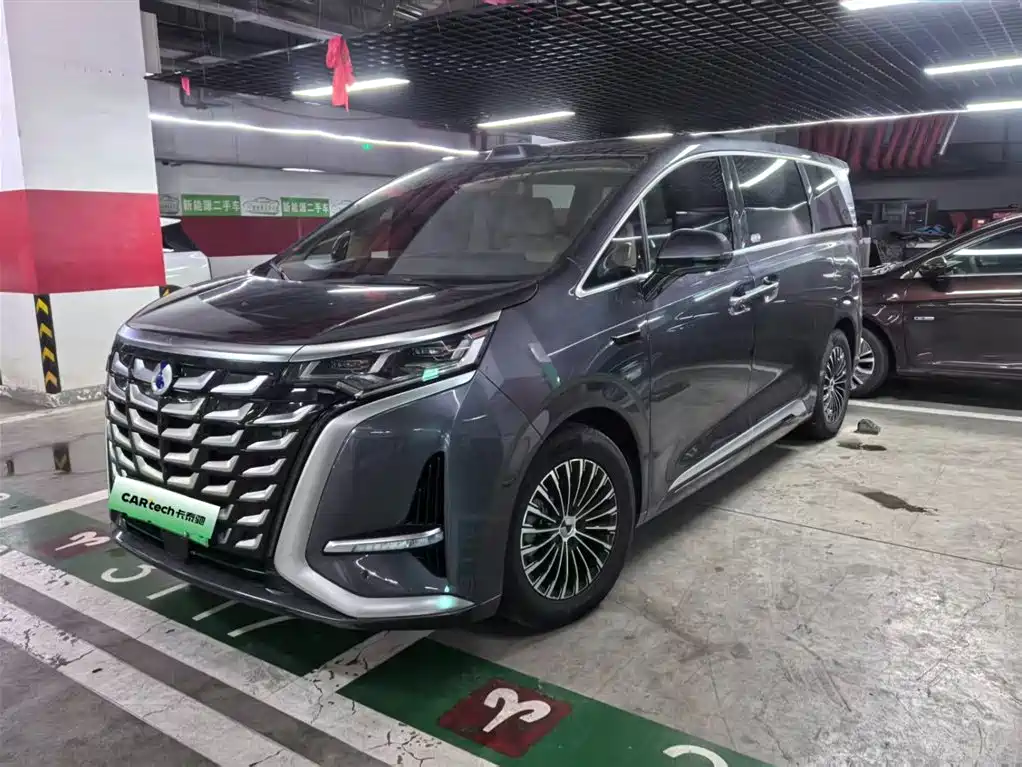 Denza D9 2025 2025 Model DM-i Smart Drive Edition 1020 AWD Flagship