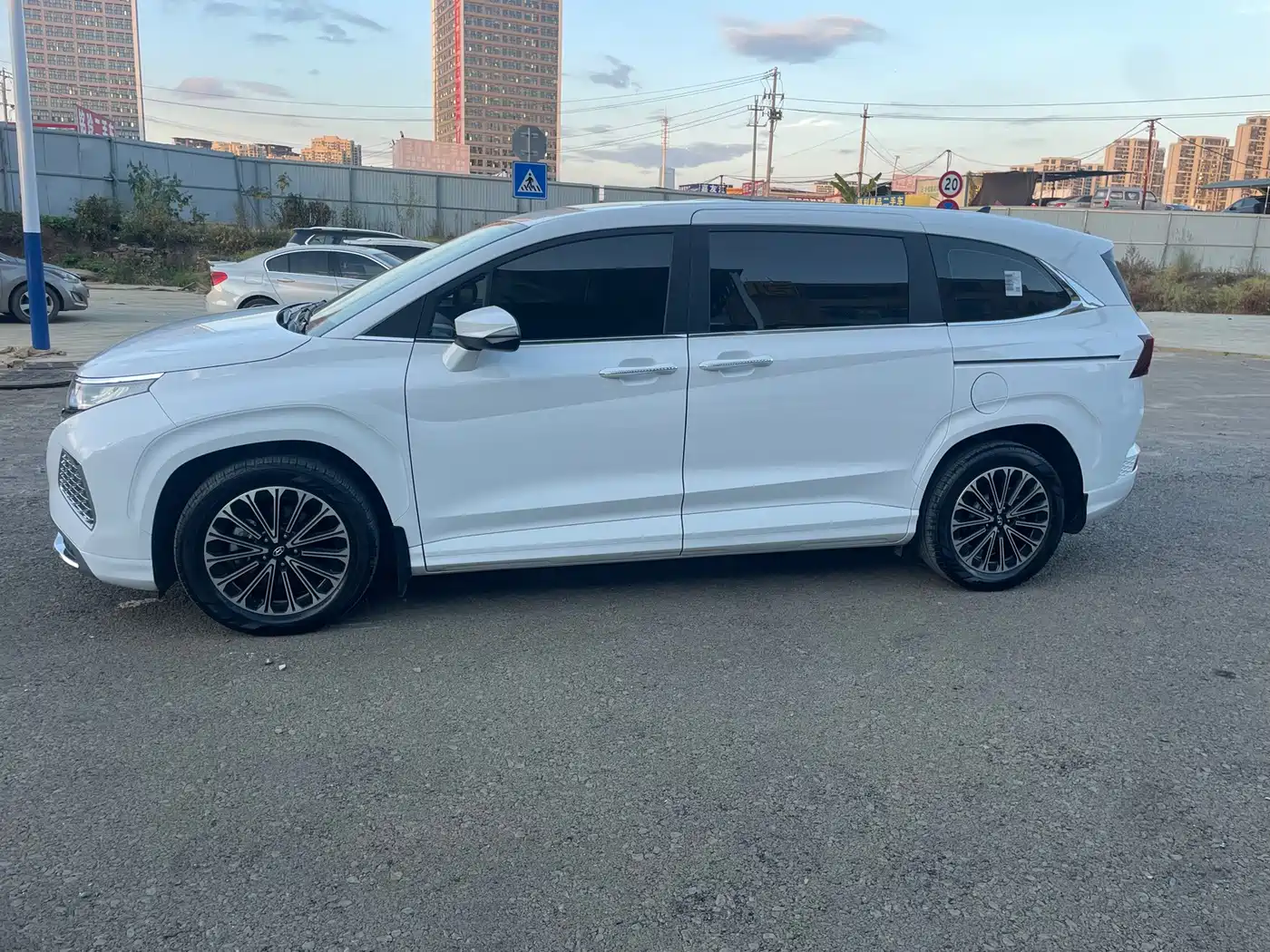 2025 Hyundai Custo