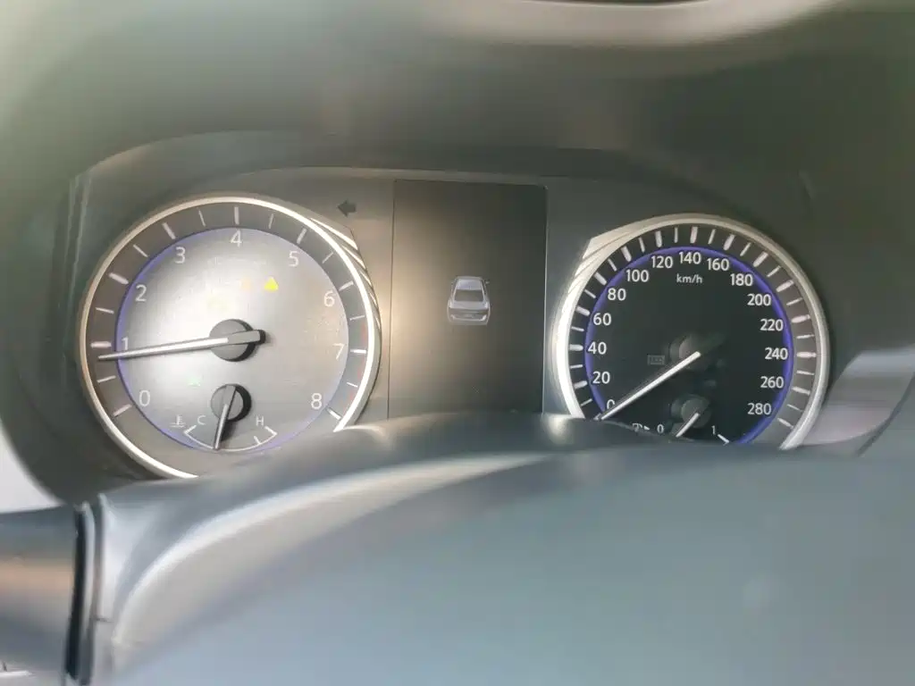 Infiniti Q50L 2016 2016 Model 2.0T Joy Edition