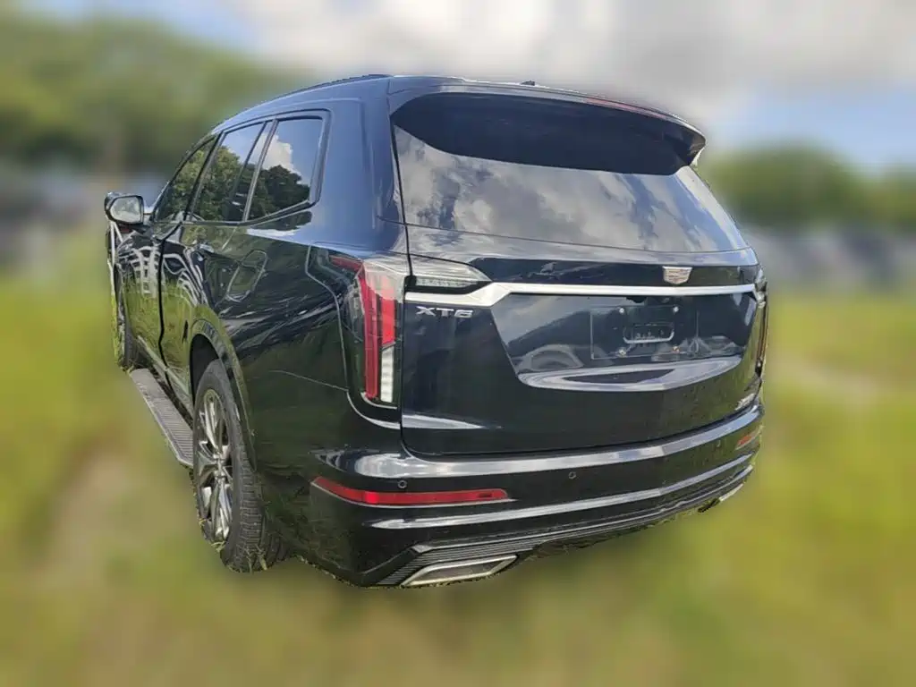 Фото 7 - Cadillac XT6