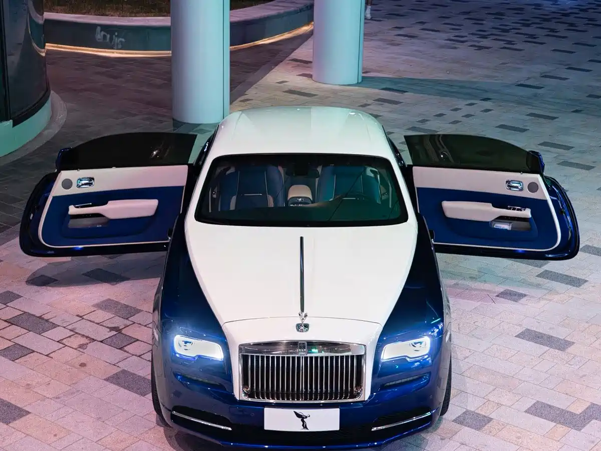 Фото 2 - Rolls-Royce Wraith