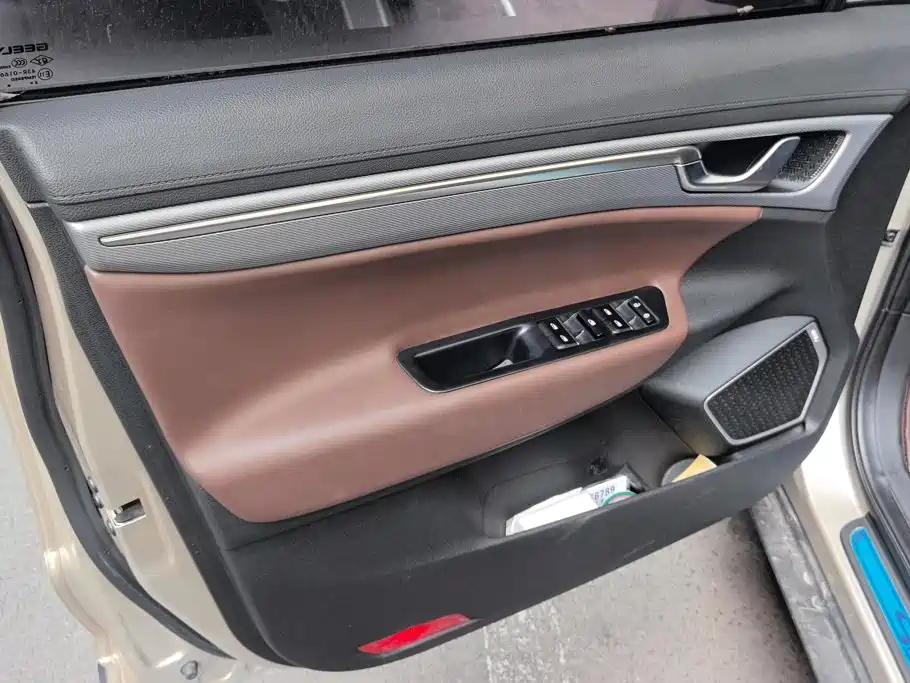 Photo 7 - Geely Emgrand GS
