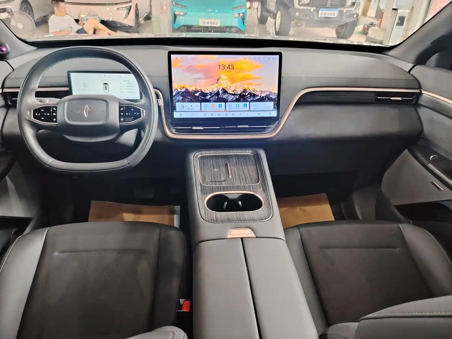 Фото 8 - Dongfeng Yipai eπ008
