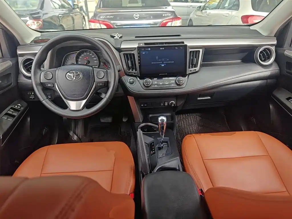 Toyota RAV4 Rongfang 2019 2.0L CVT 2WD Trend Edition China VI фото 10
