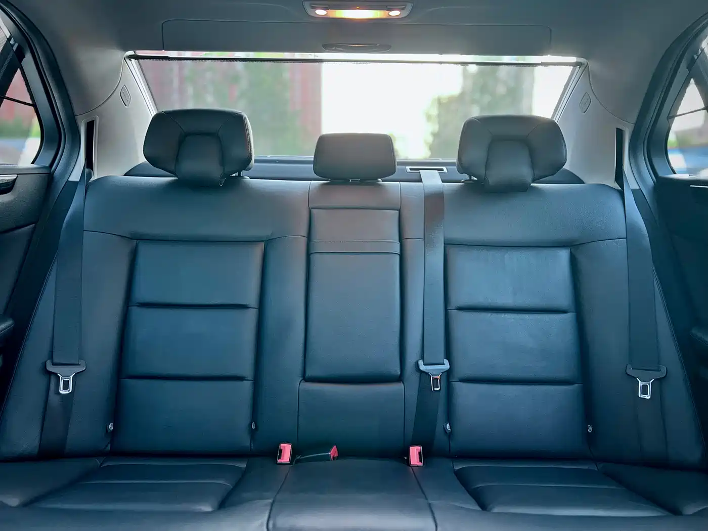 Mercedes-Benz E-Class 2010 E 300 L Fashion фото 41