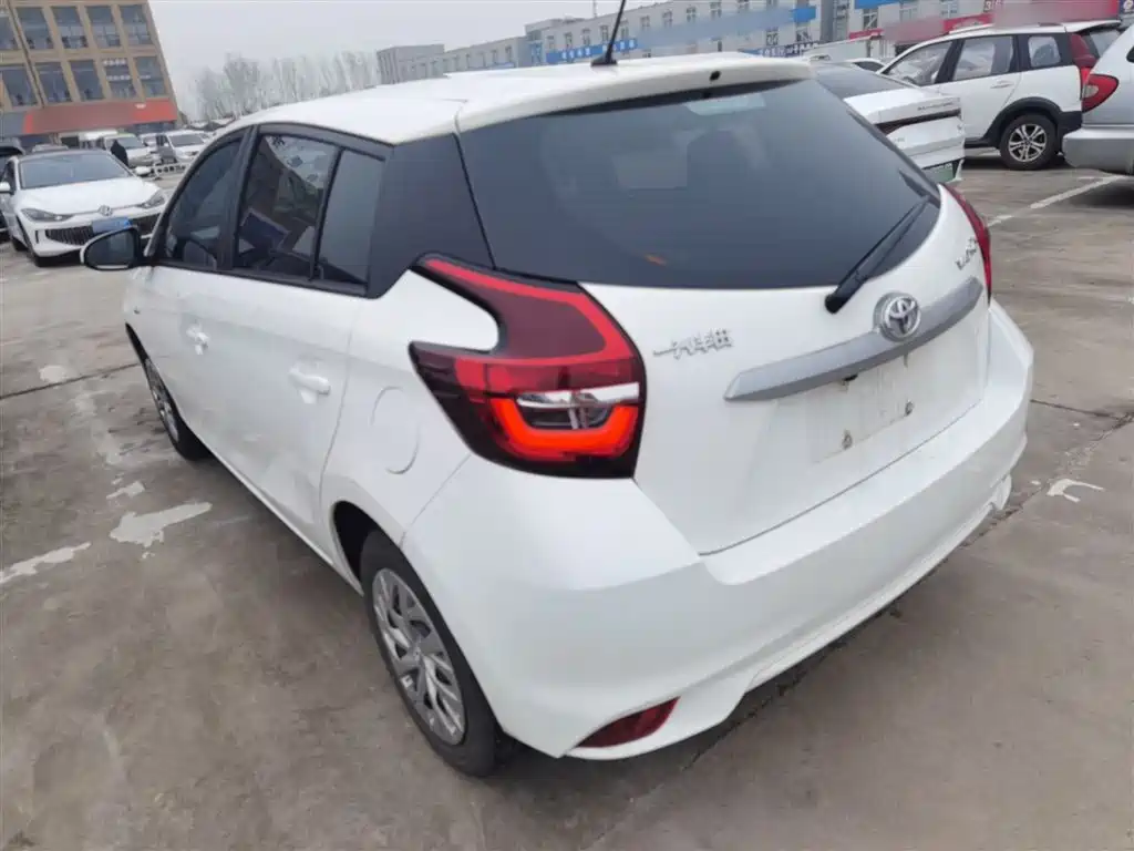 Toyota Vios FS 2021 1.5L CVT Fengchi Edition фото 24