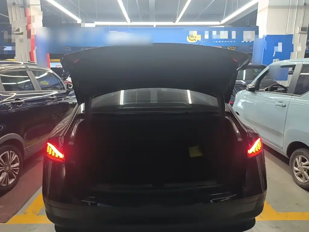 Roewe D7 2024 2023 DMH 125km Beyond Edition