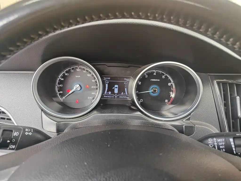 Zotye SR7 2019 2017 1.5T CVT Magic Cube Door