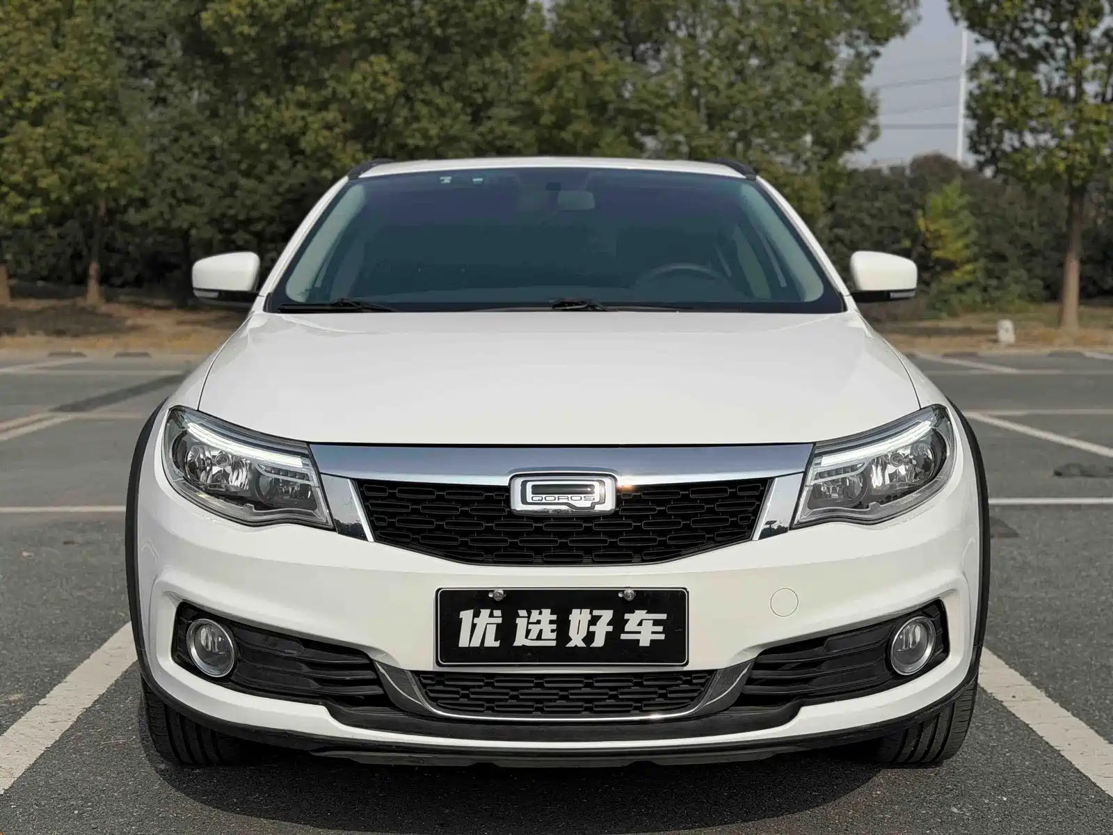 Photo 1 - Qoros 3