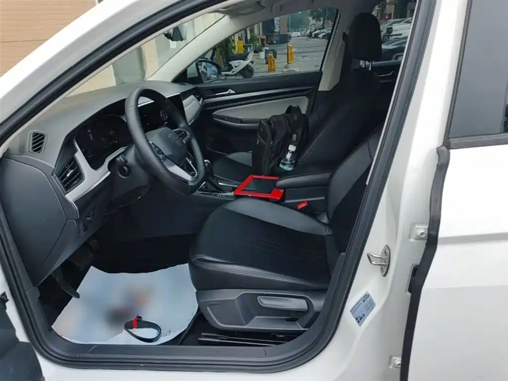 Volkswagen Bora 2024 200TSI DSG Smooth Ride Edition фото 15
