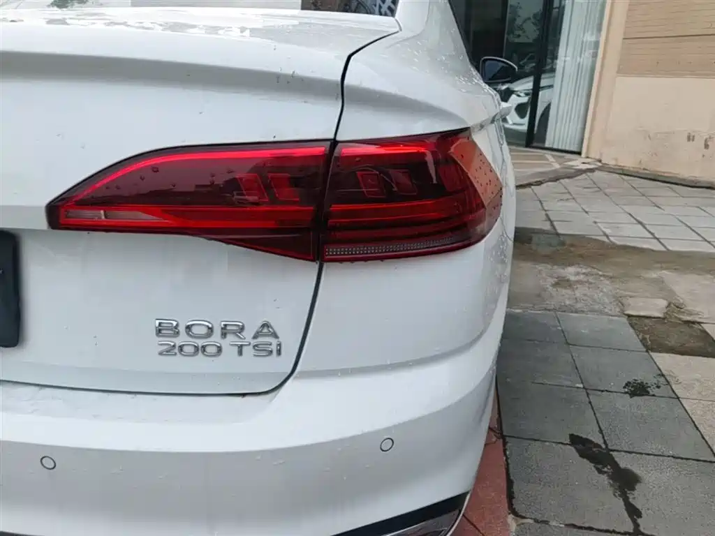 Volkswagen Bora 2024 200TSI DSG Smooth Ride Edition фото 8