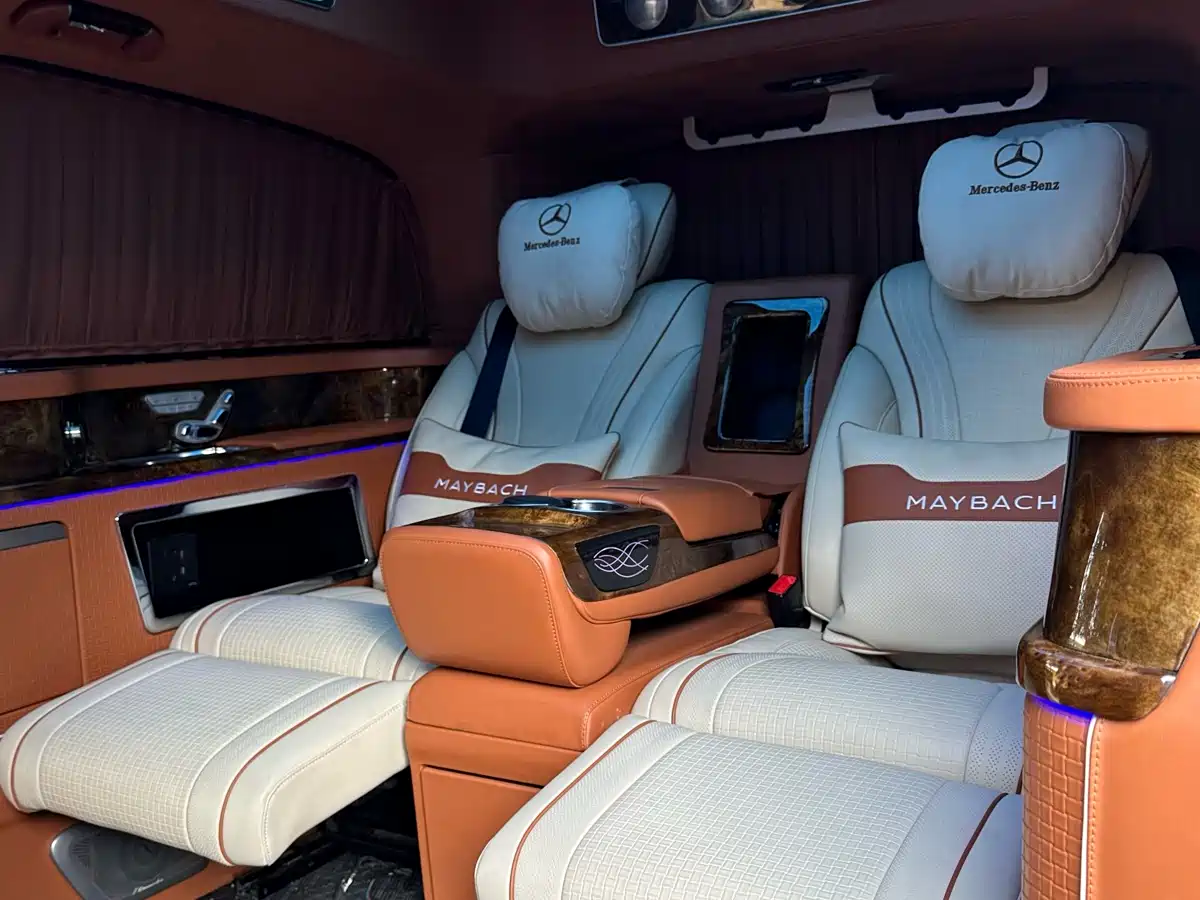 Mercedes-Benz V-Class 2024 2022 V 260 L Long Wheelbase Luxury Edition