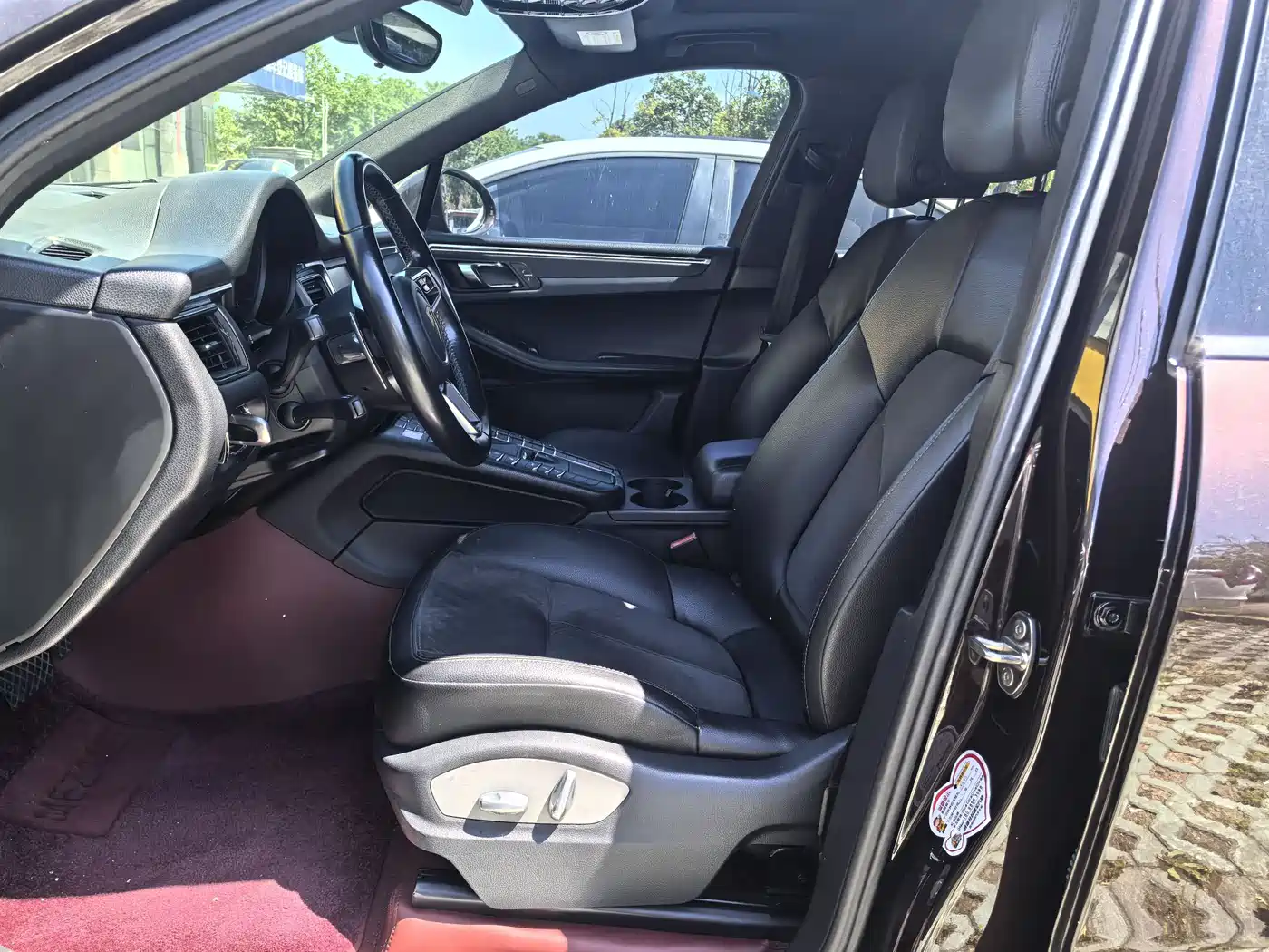 Porsche Macan 2016 Macan 2.0T фото 2