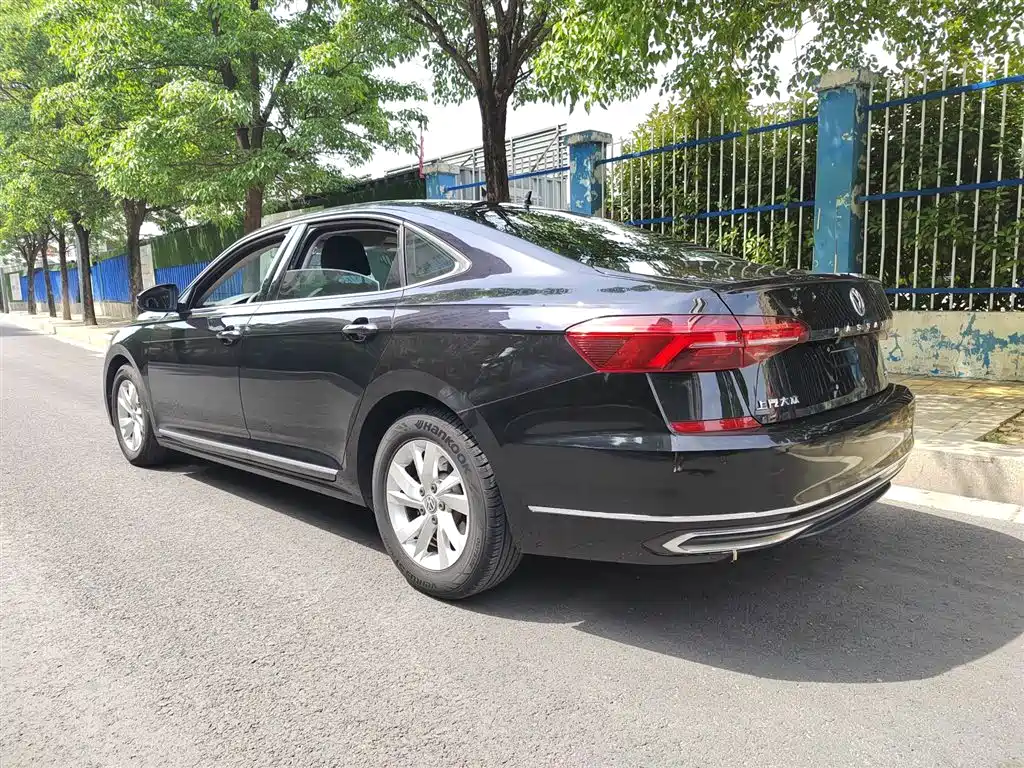 Volkswagen Passat 2019 Model 280TSI Business Edition China VI фото 8