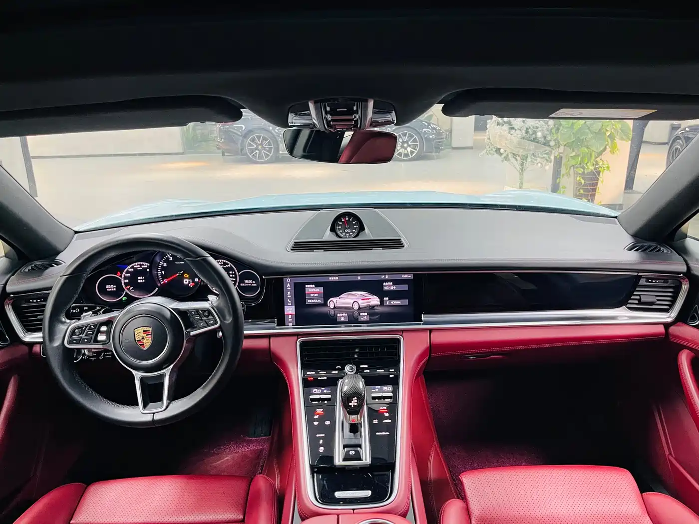 Porsche Panamera 2019 Panamera 2.9T фото 7