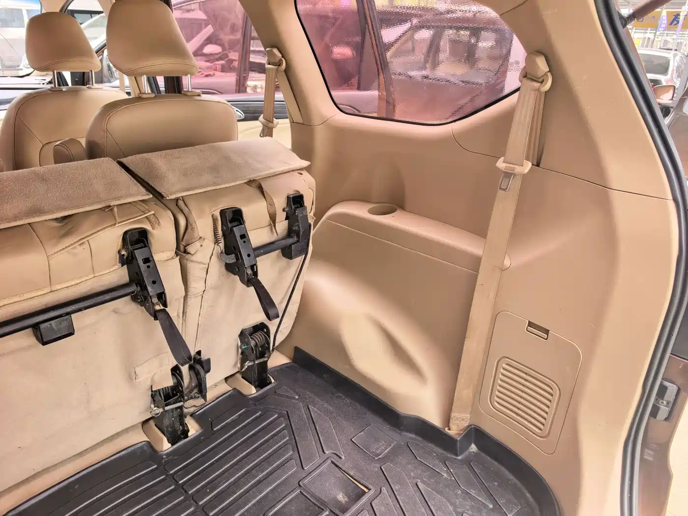 Photo 18 - Baojun 730