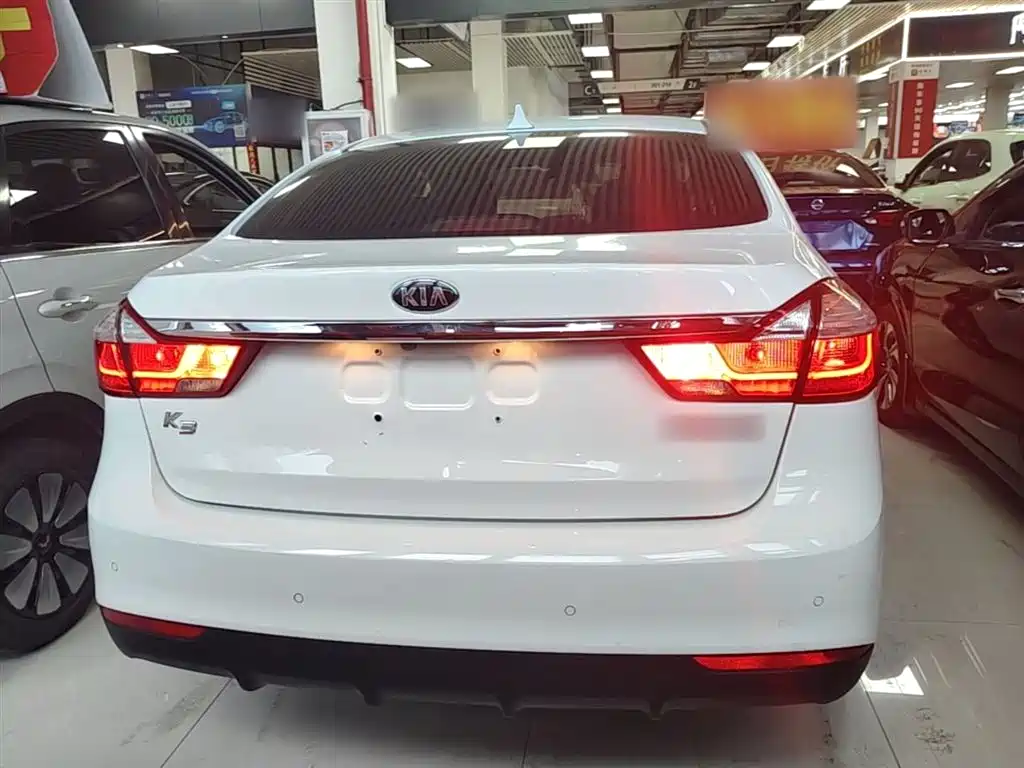 Kia K3 2017 1.6L Automatic 15th Anniversary Special GLS фото 6