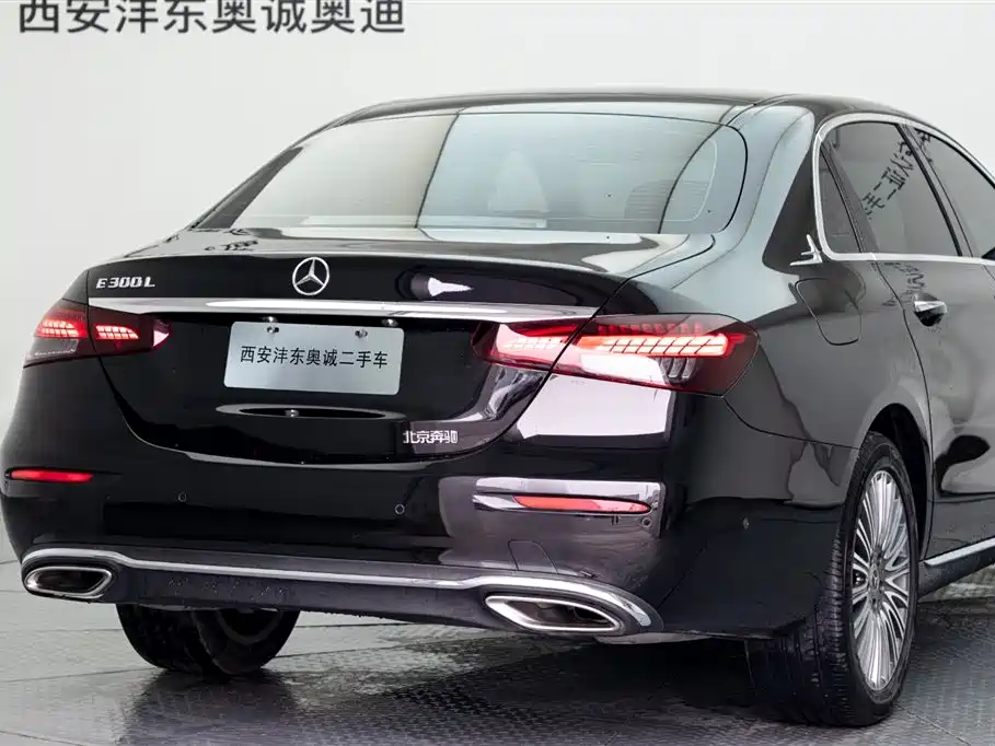 Mercedes-Benz E-Class 2023 E 300 L Fashion фото 25