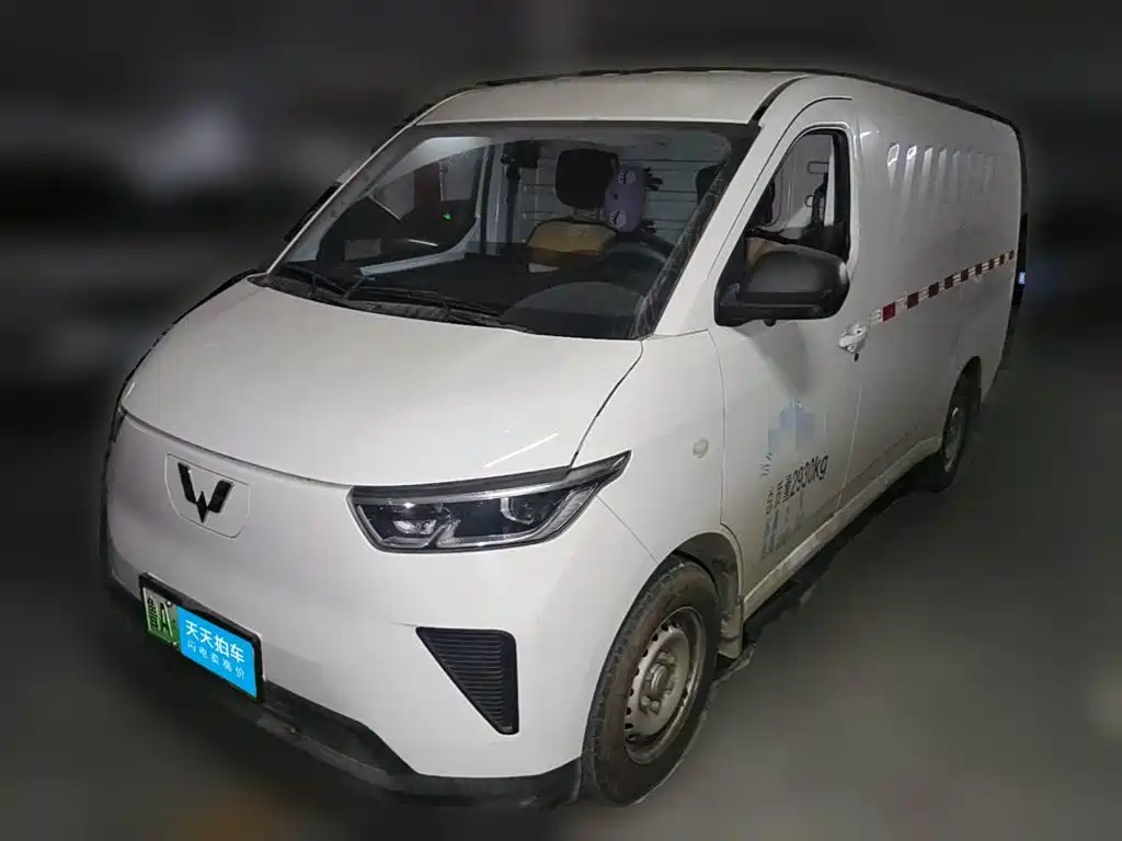 Wuling Motors Wuling Yangguang 2024 300km Practical Enclosed Window Version 60kW