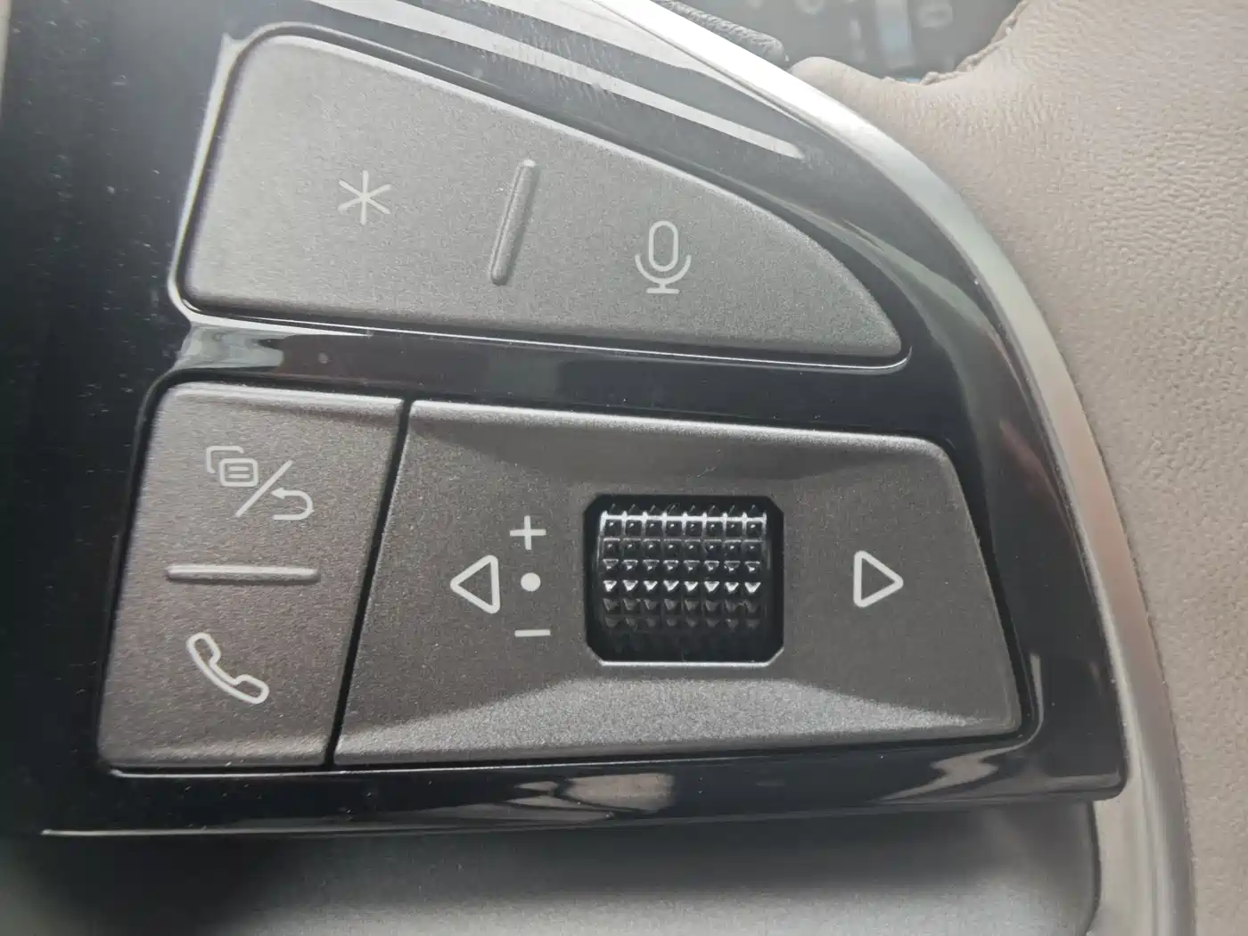 BYD Tang New Energy 2025 Smart Driving Edition DM-i 115KM Flagship фото 19