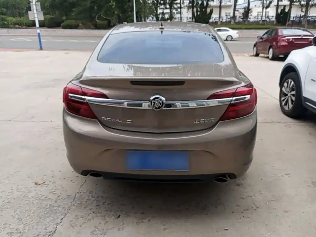 Фото 6 - Buick Regal