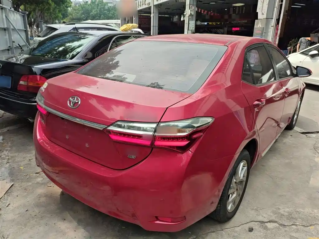 Toyota Corolla 2017 Facelift 1.2T S-CVT GL-i фото 5