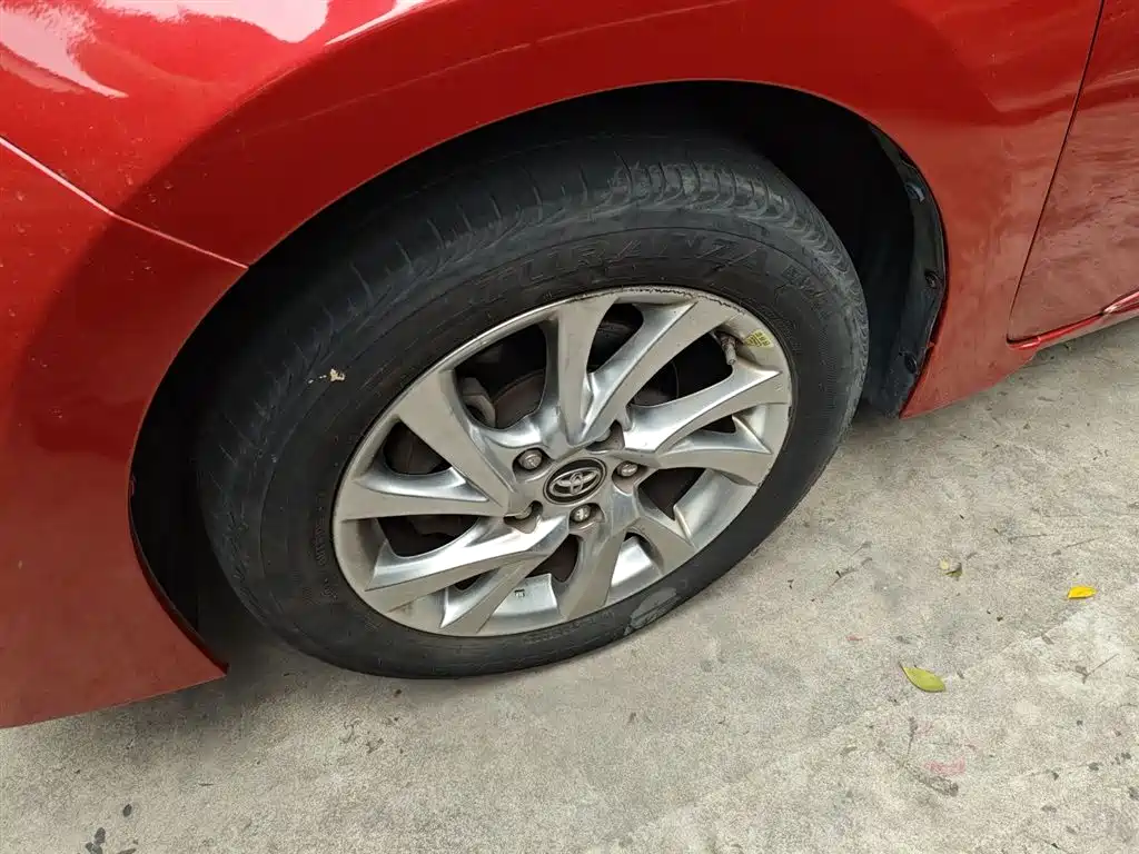 Toyota Corolla 2017 Facelift 1.2T S-CVT GL-i фото 25
