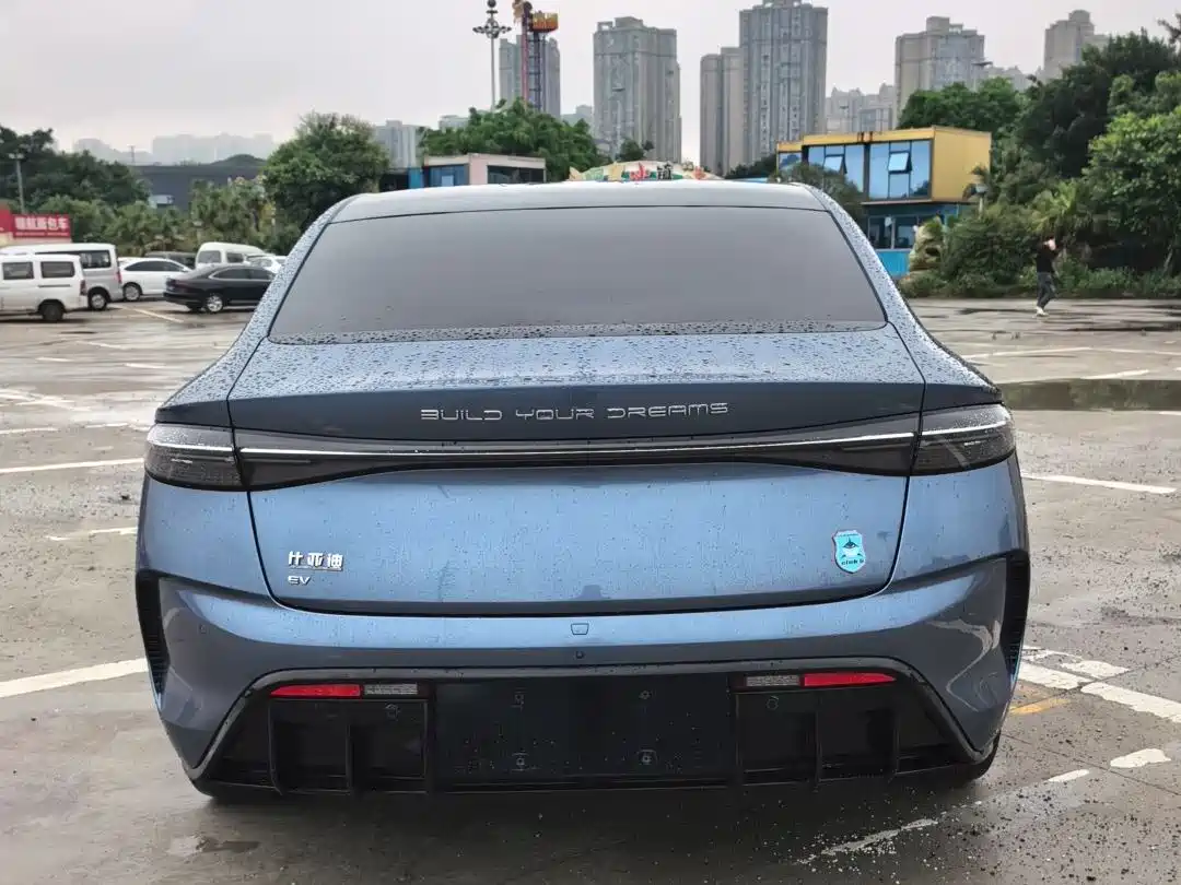 BYD Seal 2022 700km Long Range RWD Edition фото 4