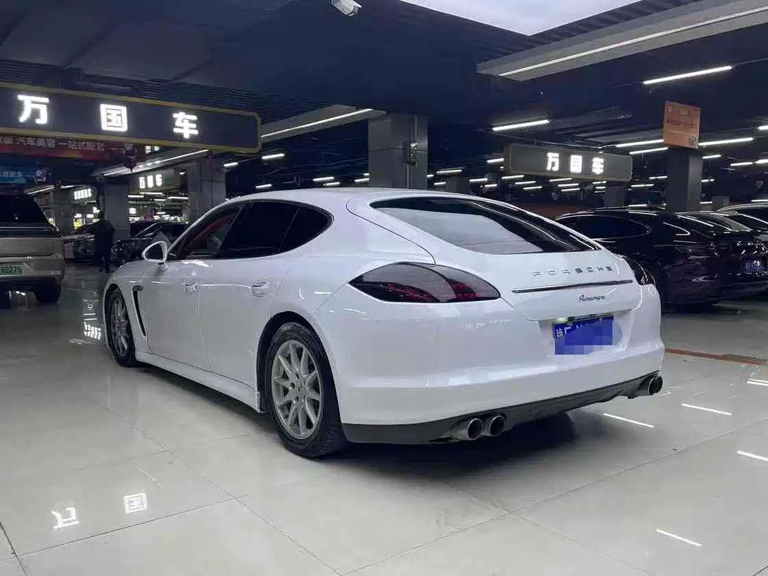 Porsche Panamera 2010 Panamera 3.6L фото 4