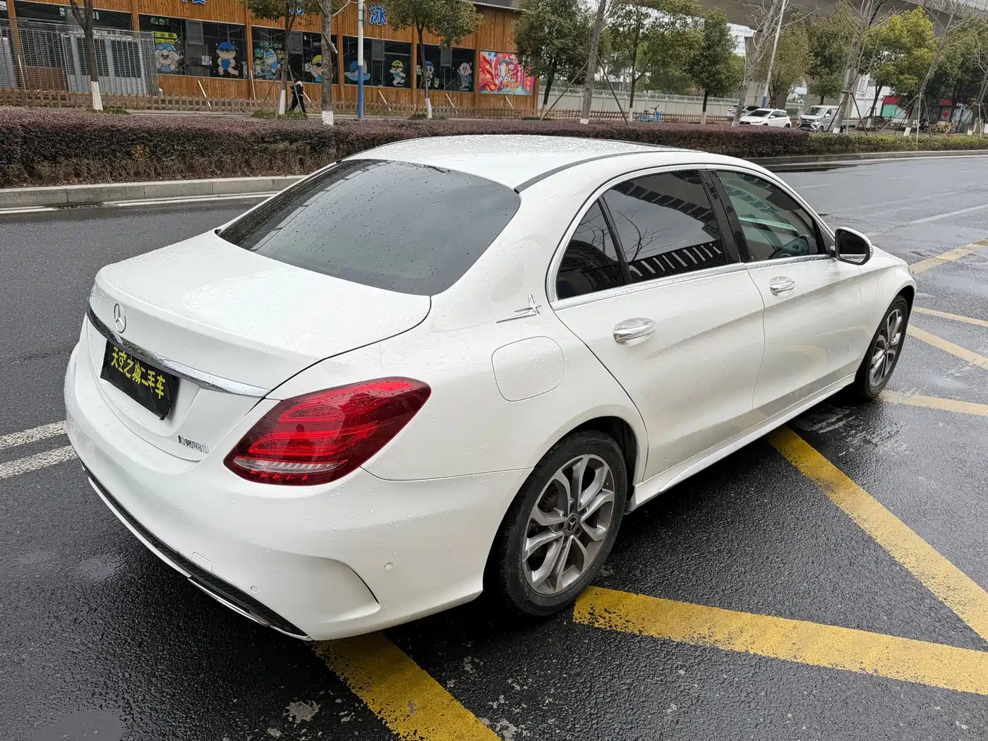 Mercedes-Benz C-Class 2017 Facelift C 180 L Fashion Sport Edition фото 16