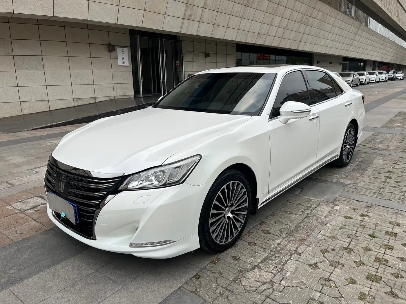 Toyota Crown 2018 — пригон из Китая