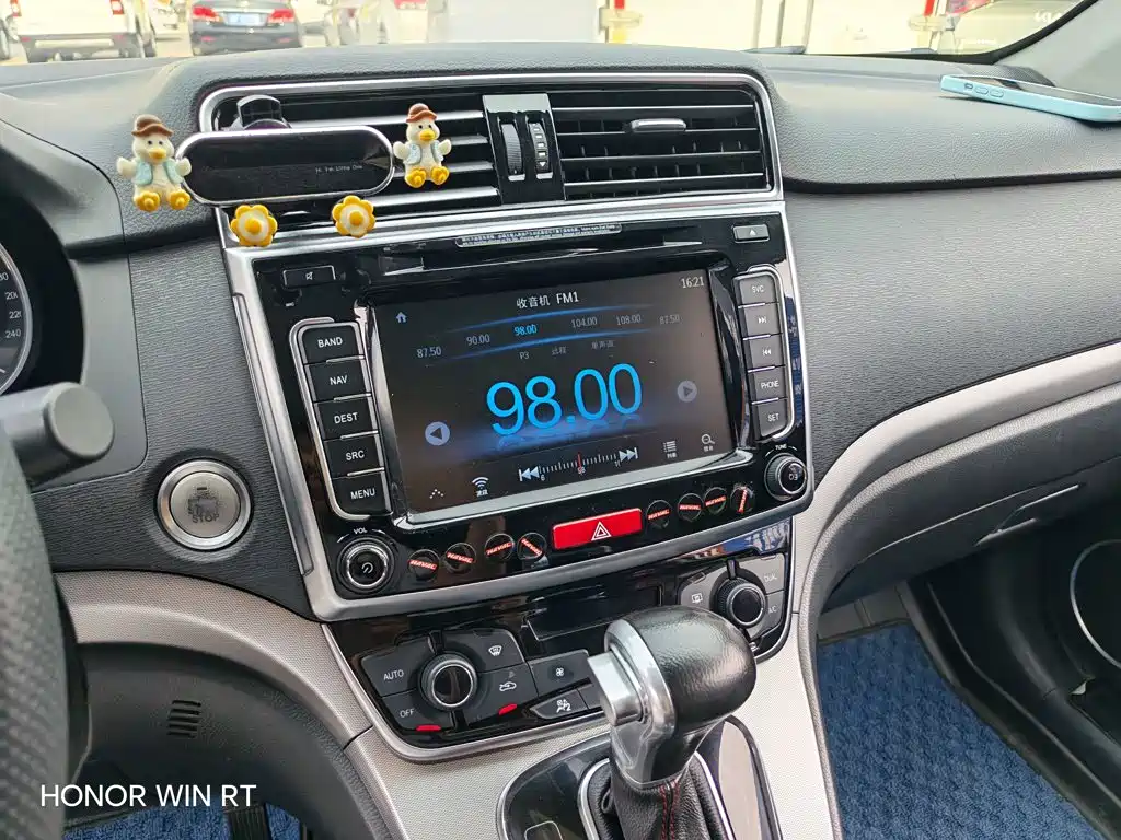 Haval M6 2017 2017 1.5T Automatic 2WD Elite