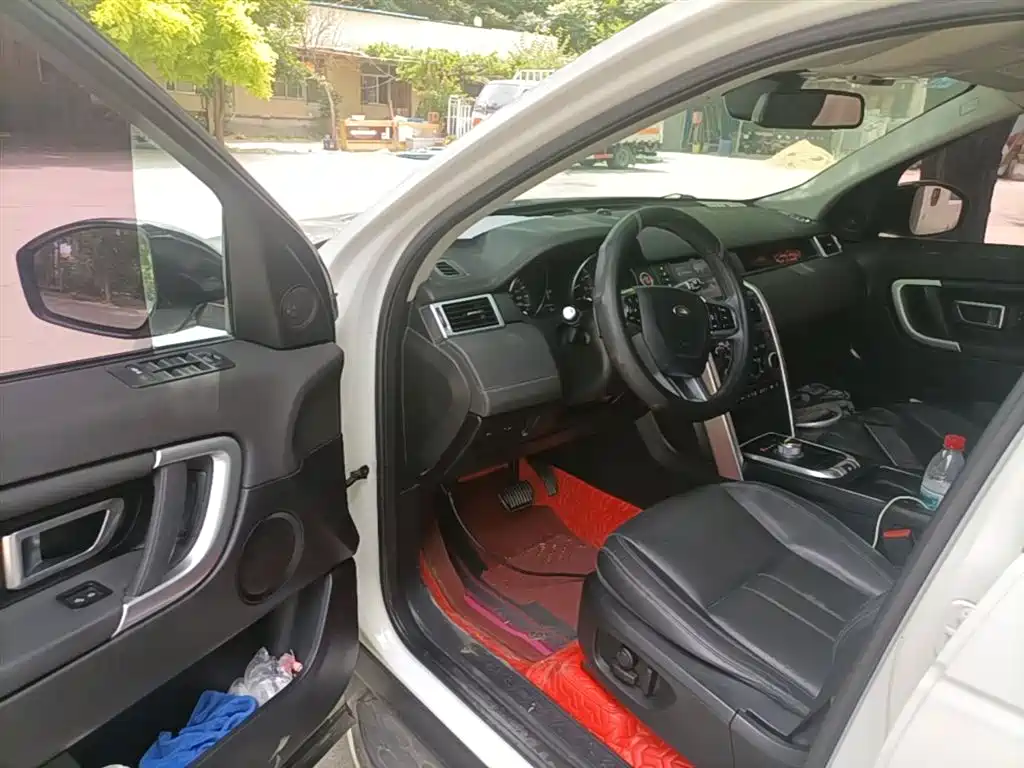 Land Rover Discovery Sport 2016 2.0T HSE фото 16