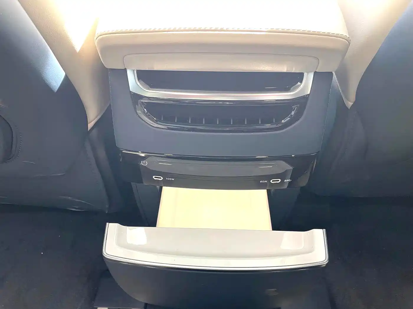 ZEEKR EXTREME KRYPTON 009