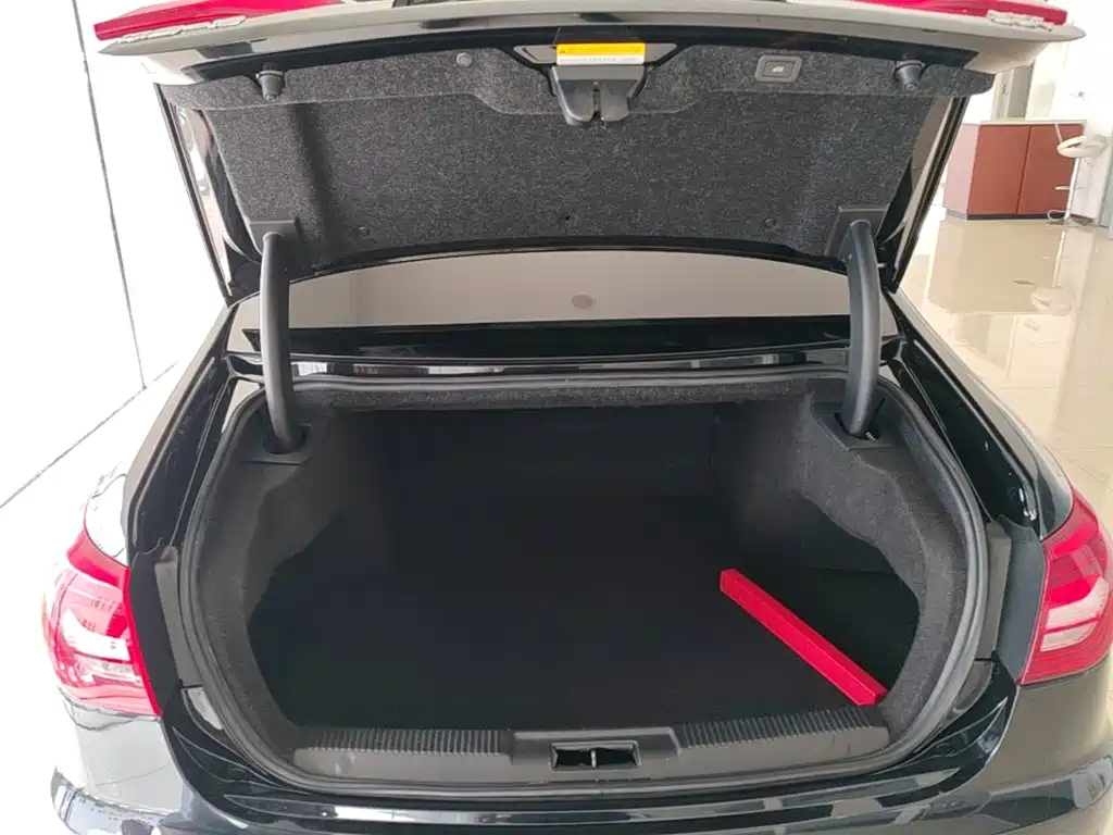 Hongqi H7 2018 2018 2.0T Flagship Edition