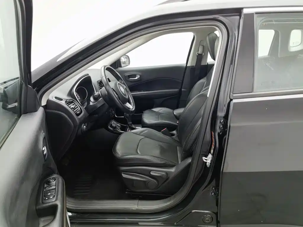Jeep Compass, миниатюра 10