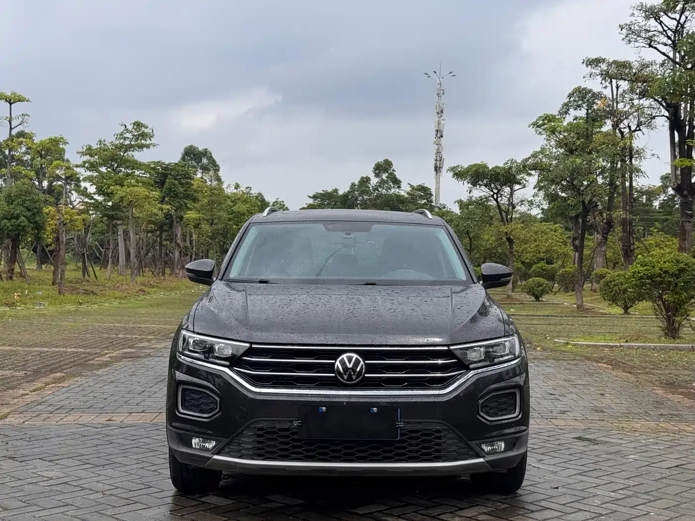 Volkswagen T-Roc, миниатюра 2