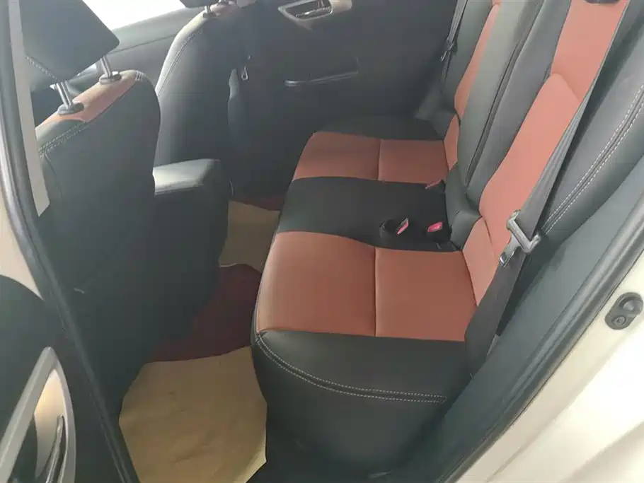 Lexus CT 2012 Model CT200h Elite Edition фото 11
