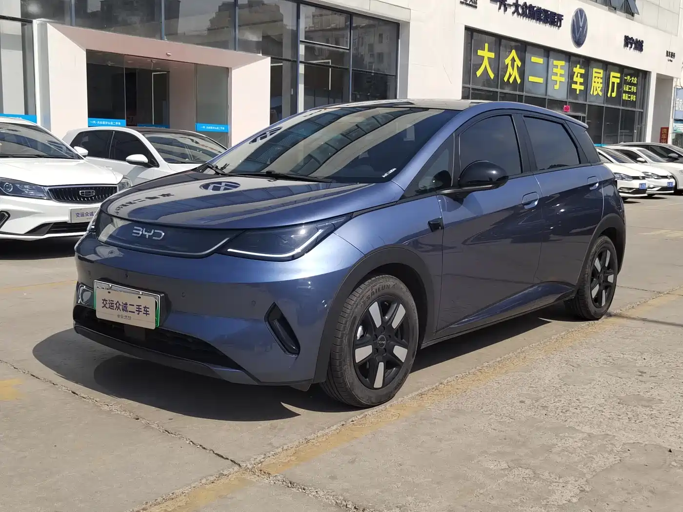 BYD Dolphin 2025 Smart Drive Edition 410km Fashion Version фото 2