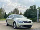 Фото 3 - Škoda Octavia