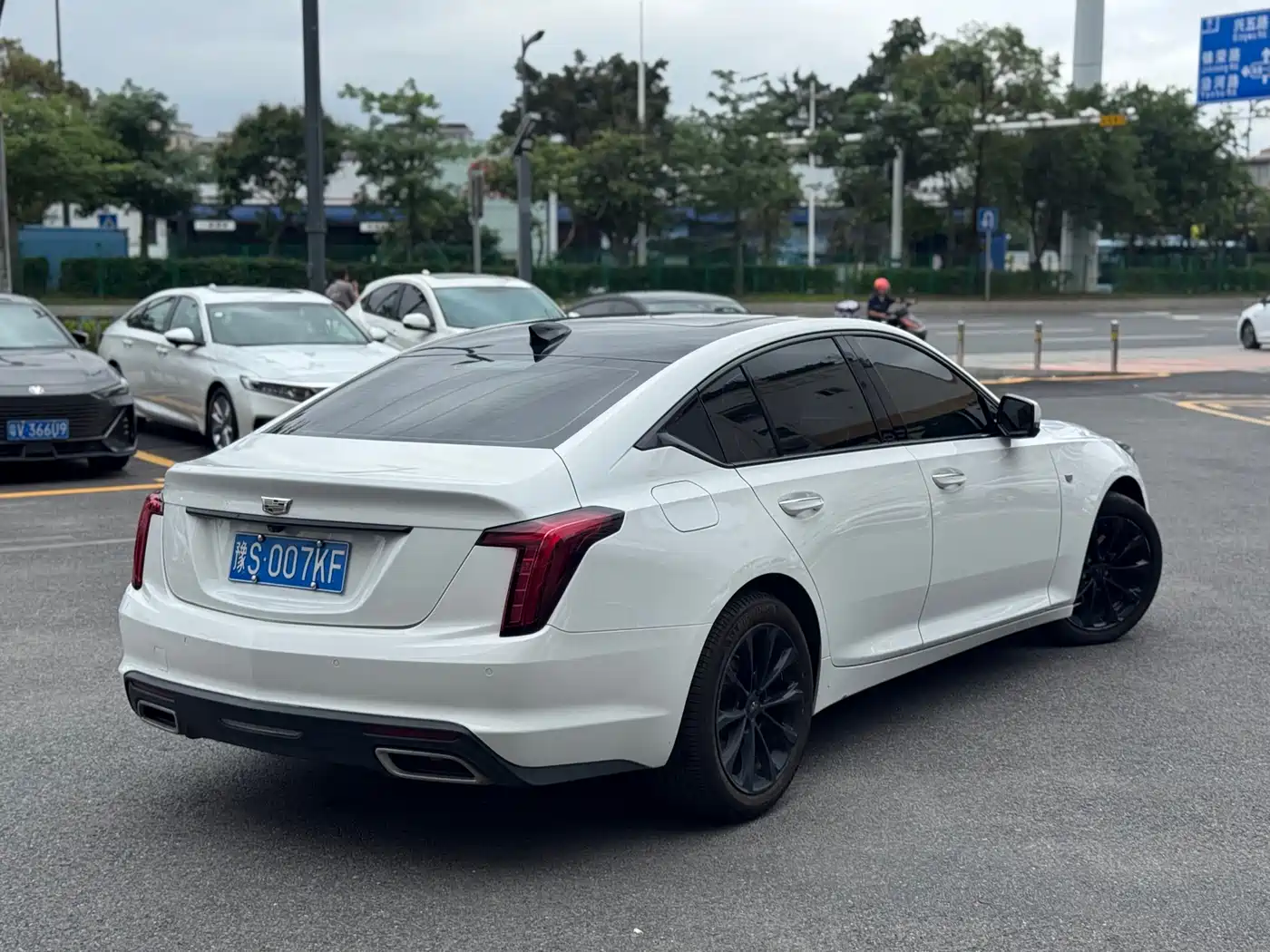 CADILLAC CT5