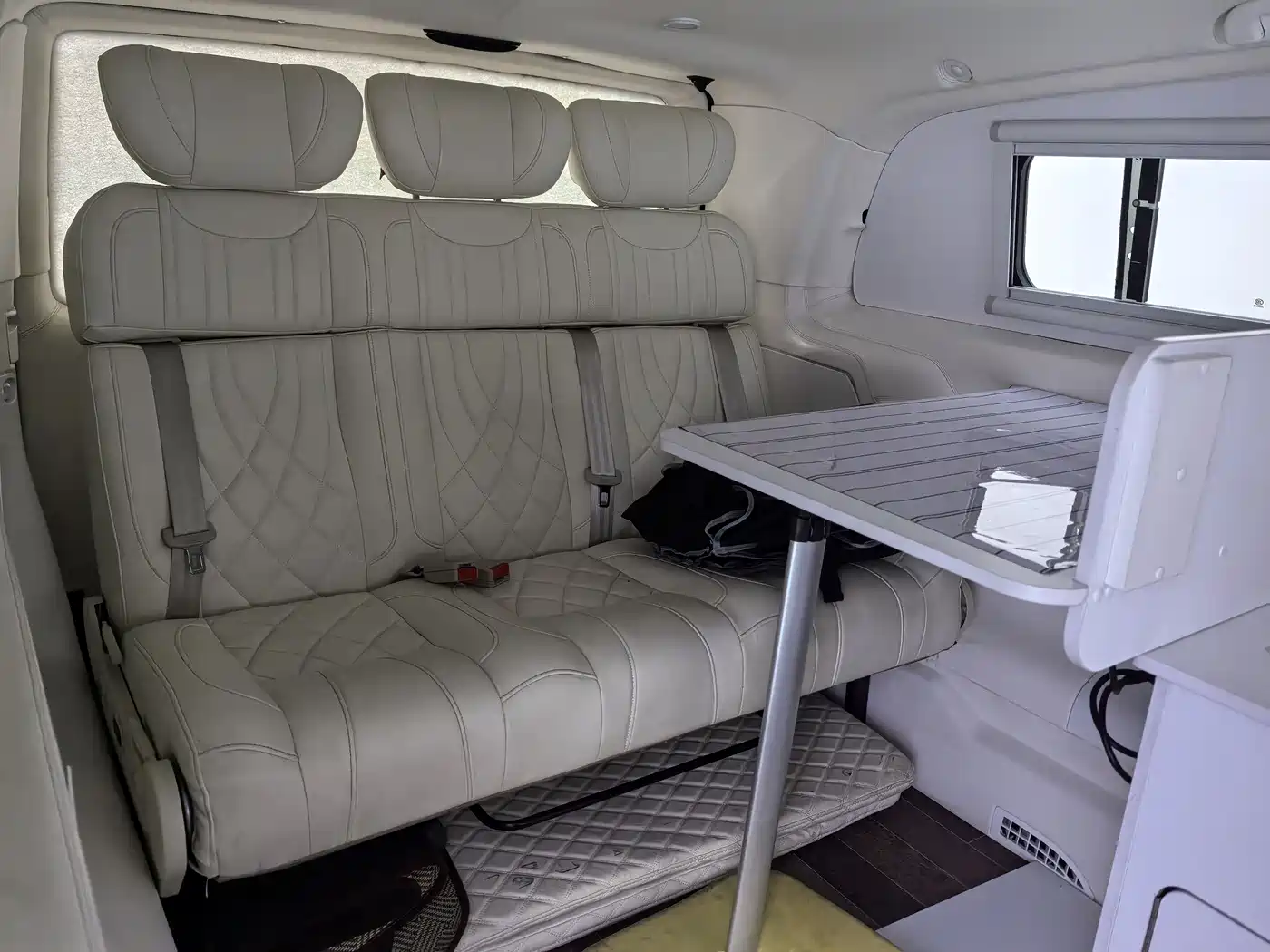 Mercedes-Benz Vito 2013 Model 3.0L Elite Edition фото 13
