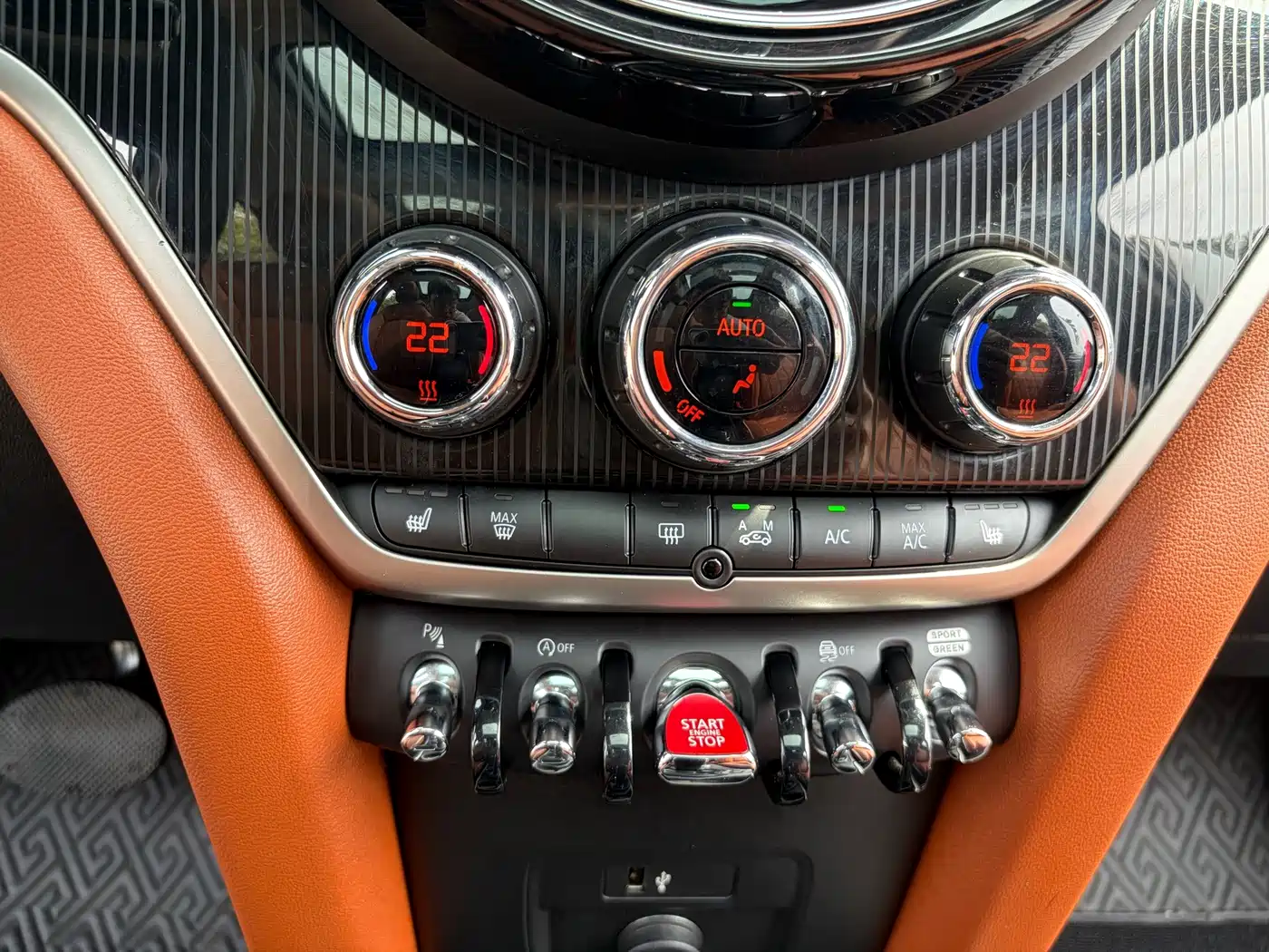 MINI COUNTRYMAN 2023 2023 Facelift 1.5T COOPER ALL4 Connoisseur