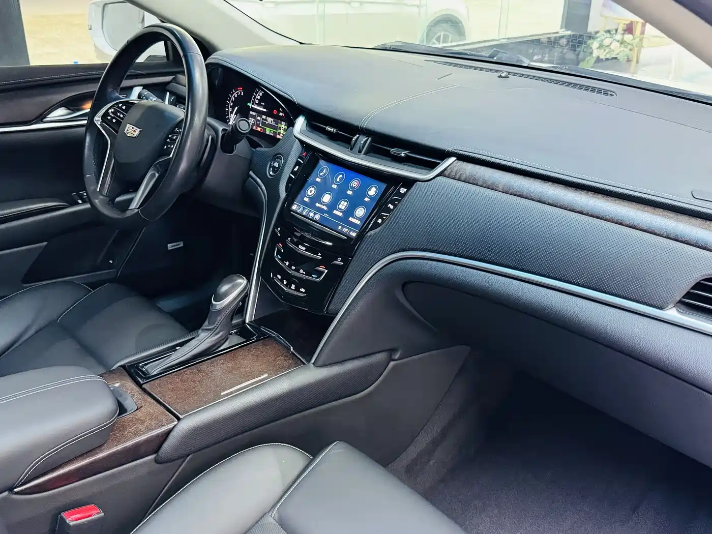 Cadillac XTS 2018 28T Elite фото 9