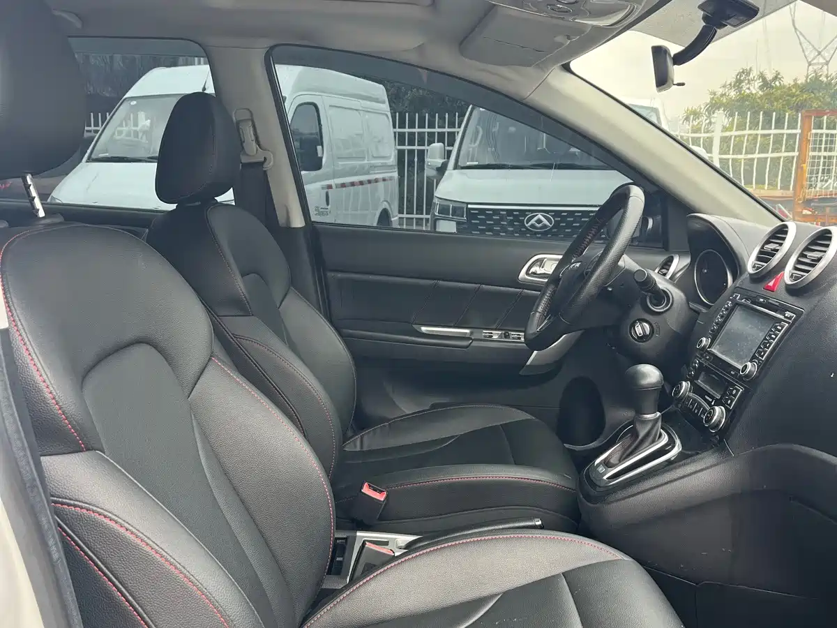Фото 16 - Haval H6