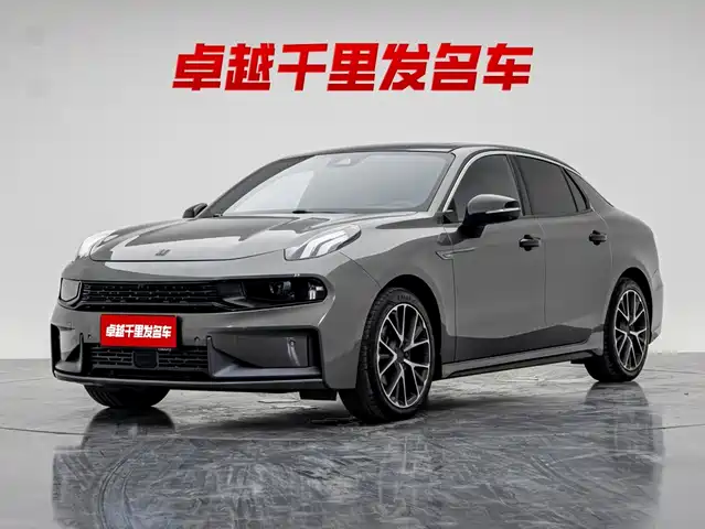 Lynk & Co 03 1.5TD DCT, Драйв, Чемпион
