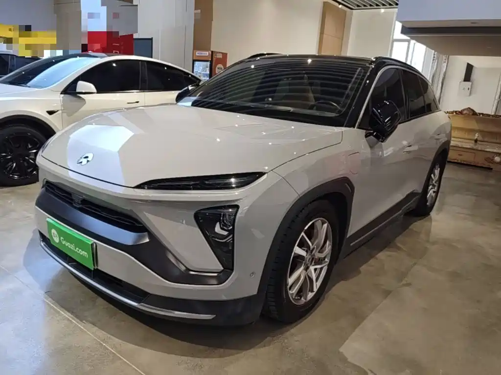 NIO ES6 2020