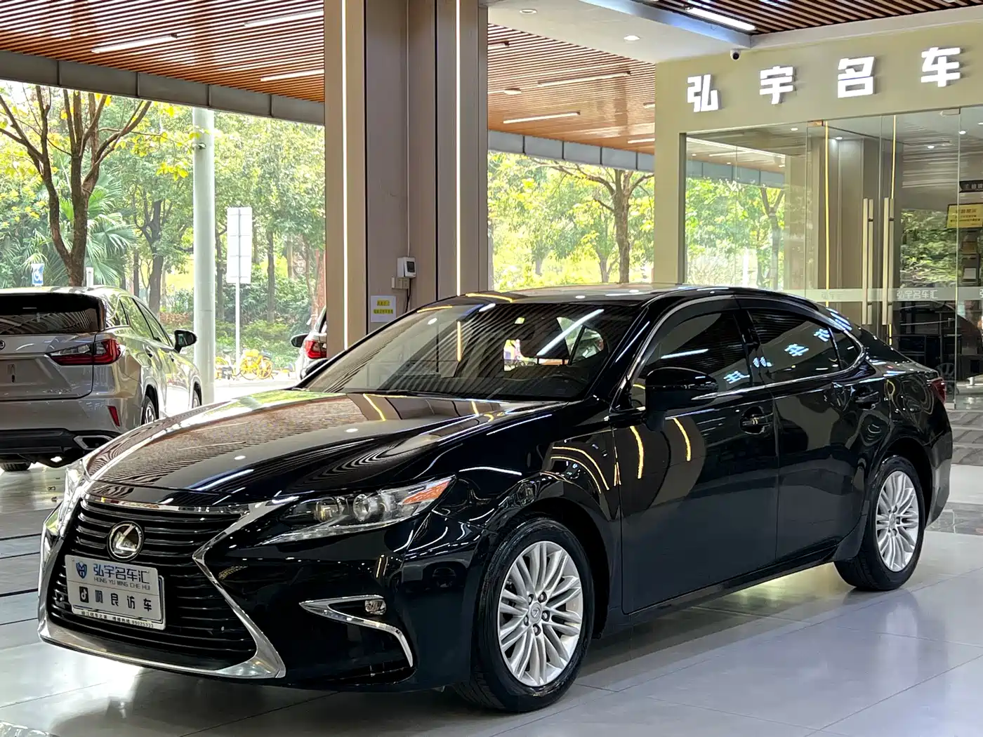 Lexus ES 2015 200 Comfort Edition