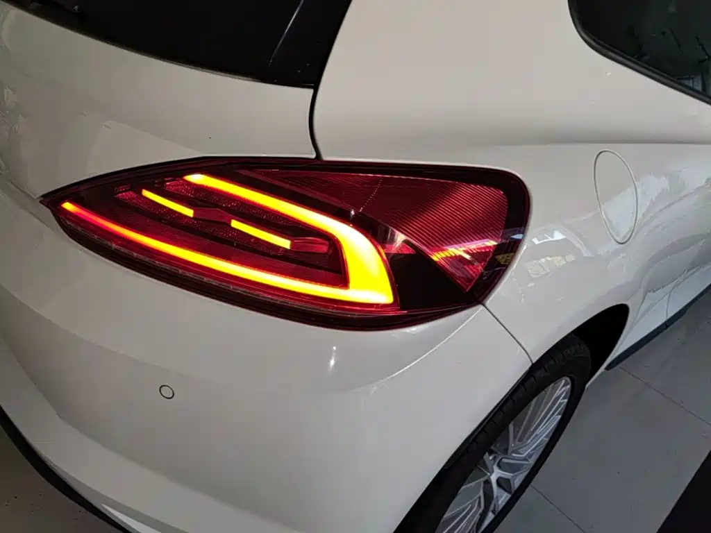 Volkswagen Scirocco 2017 2015 2.0TSI Luxury Edition