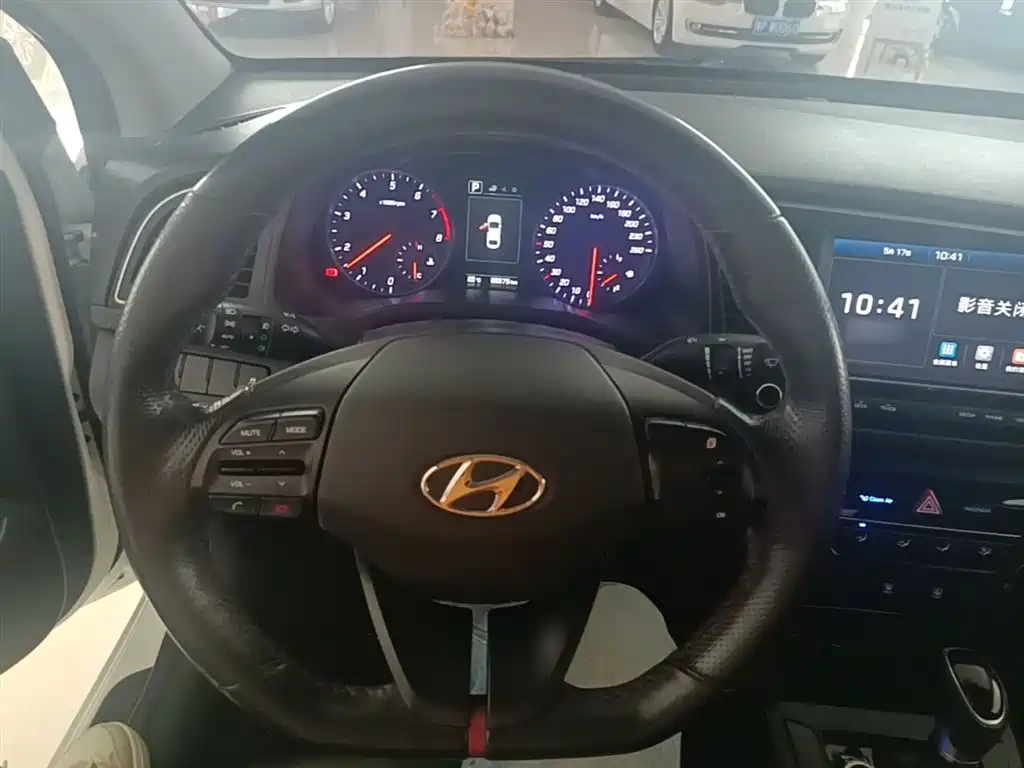 Hyundai Elantra 2018 1.4T DCT Dynamic·Vitality Model фото 11